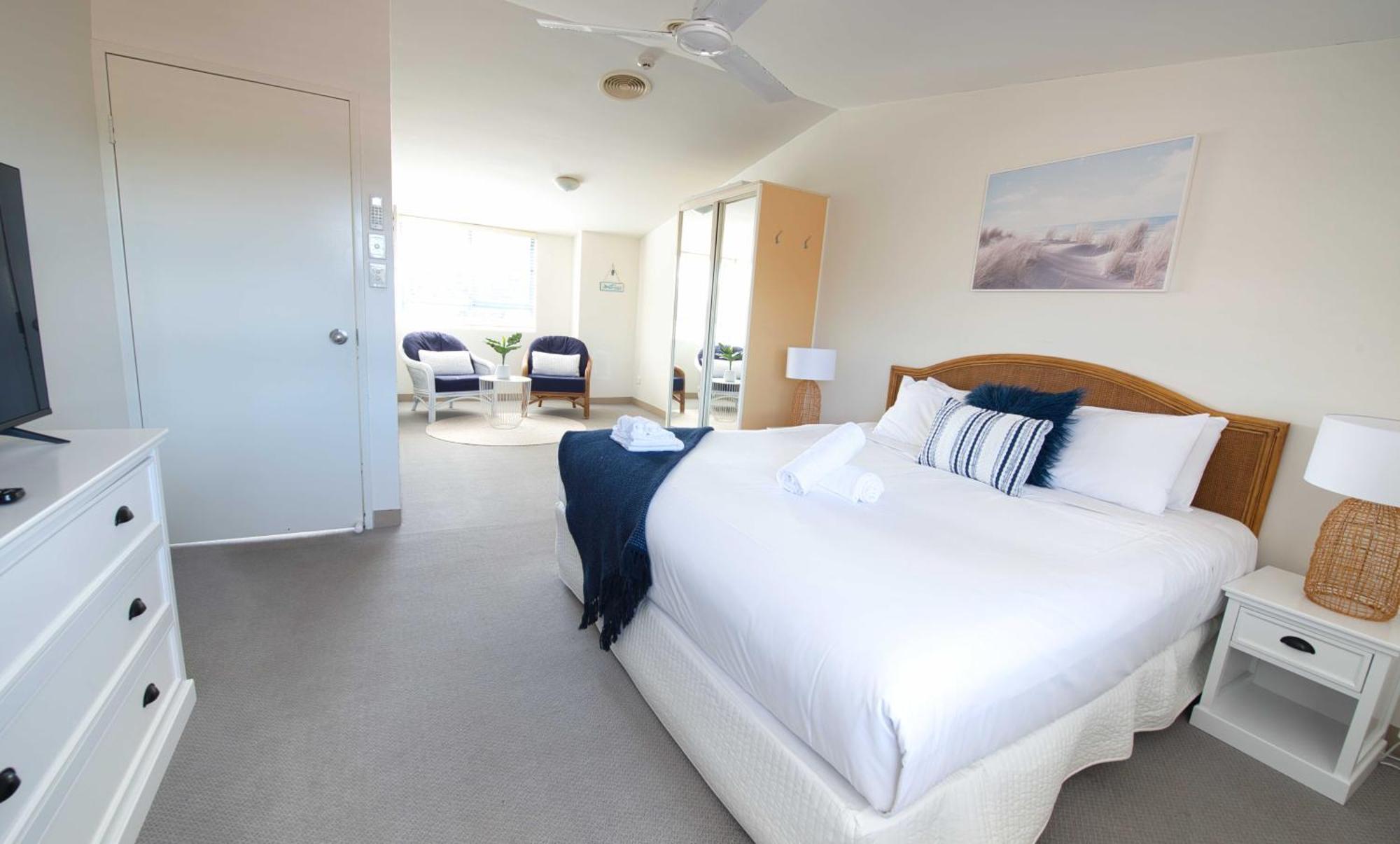 Nelson Bay Breeze Aparthotel Exterior photo
