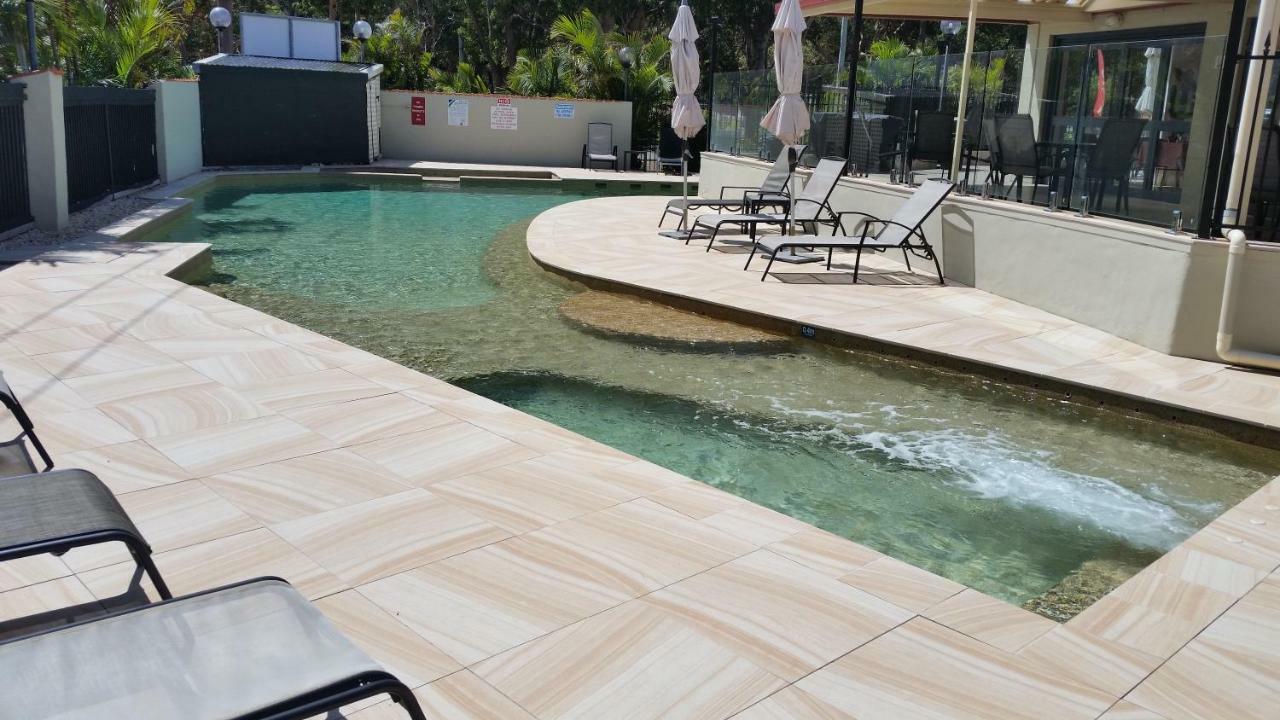 Nelson Bay Breeze Aparthotel Exterior photo